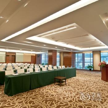 苏州金鸡湖新罗酒店_客房图片_酒店图片 - 酒店预订 - 艺龙旅行网